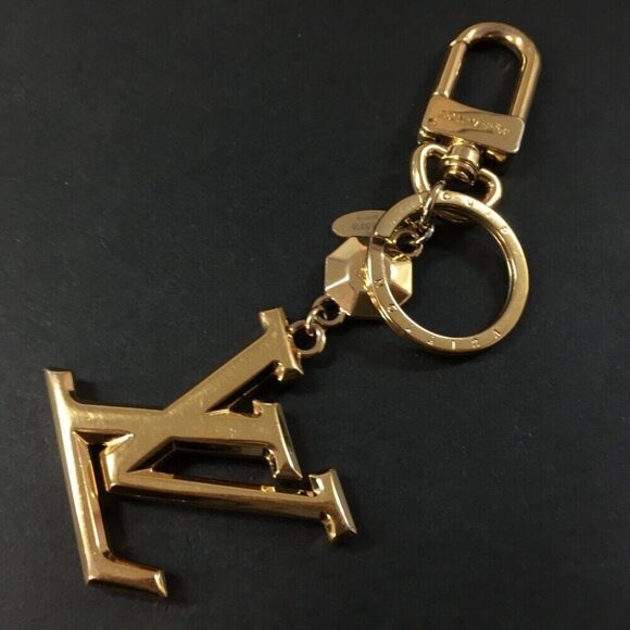 Louis Vuitton LV Facet Gold Tone Key Ring Key Holder Bag Charm - Picture 1 of 7
